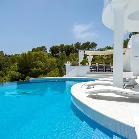 Rica Ibiza Villa San José